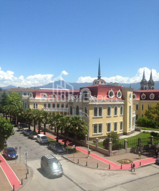 Բնակարան 130 մ² - Փառնվազ թագավոր, Batumi, Վրաստан