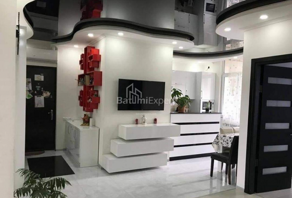 Բնակարան 80 մ² - Ստեֆան Զուբալաշվիլի, Batumi, Վրաստан