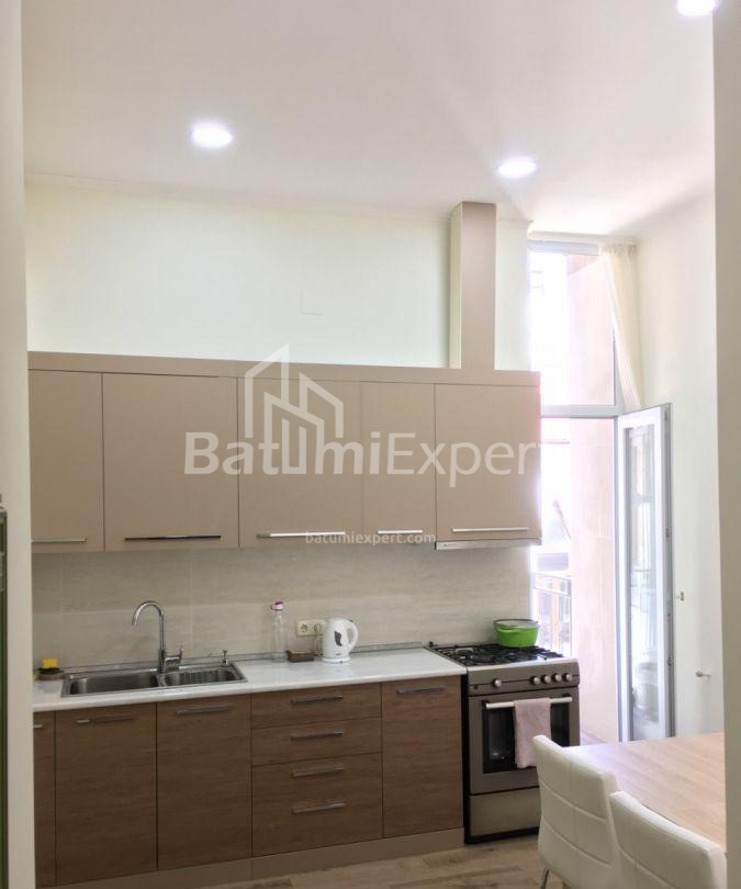 Բնակարան 175 մ² - Փառնվազ թագավոր, Batumi, Վրաստан