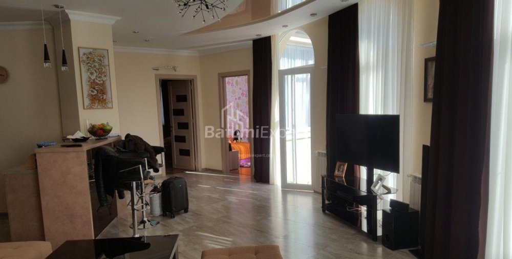 Բնակարան 133 մ² - Ստեֆան Զուբալաշվիլի, Batumi, Վրաստан