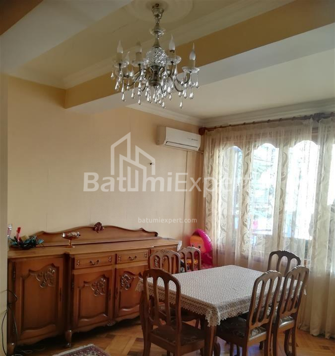 Բնակարան 90 մ² - Զուրաբա Գորգիլաձե, Batumi, Վրաստан