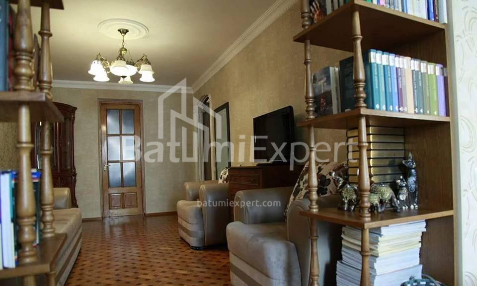 Բնակարան 90 մ² - Փառնվազ թագավոր, Batumi, Վրաստан