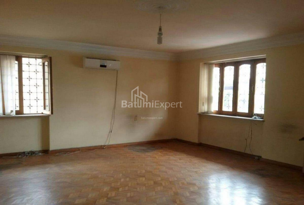 Բնակարան 92 մ² - մայիսի 26, Batumi, Վրաստан