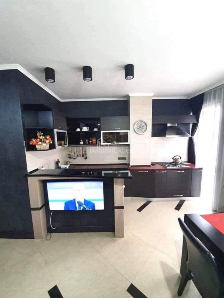 Բնակարան 100 մ² - Զուրաբա Գորգիլաձե, Batumi, Վրաստан