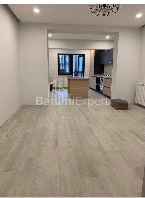 Բնակարան 120 մ² - Դավիթ Կլդիաշվիլի, Batumi, Վրաստан