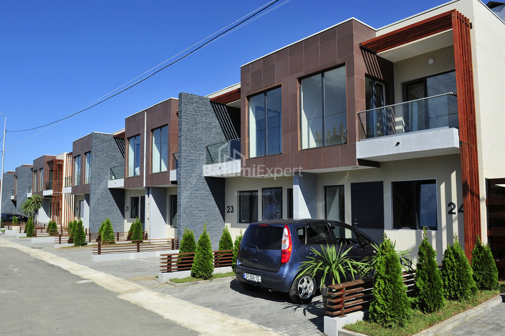 Առանձնատուն 80 մ² - օդանավակայանի մայրուղի, Batumi, Վրաստан