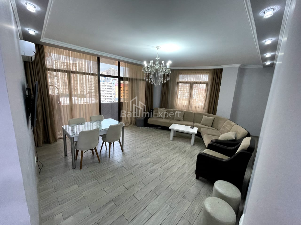 Բնակարան 110 մ² - Միխայիլ Ջավախիշվիլի, Batumi, Վրաստан