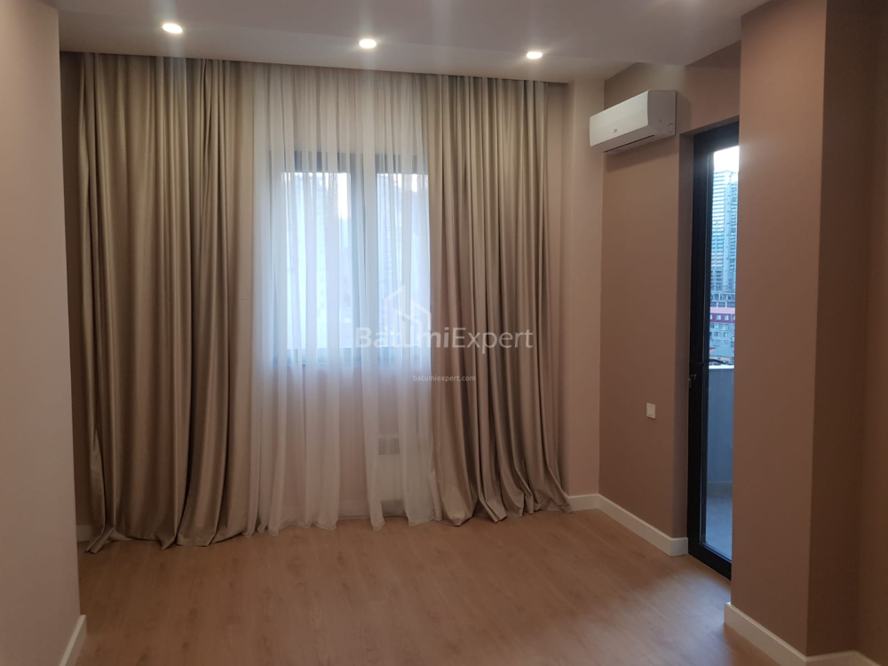 Բնակարան 100 մ² - Զուրաբա Գորգիլաձե, Batumi, Վրաստан