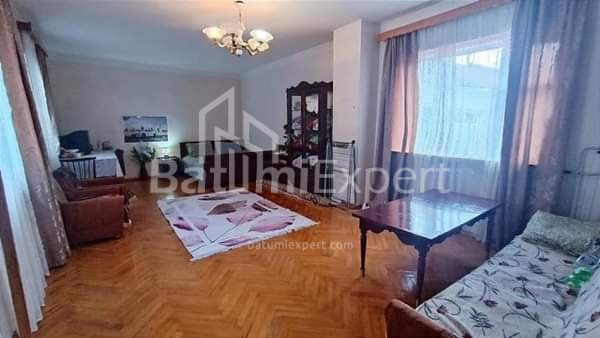 Առանձնատուն 120 մ² - Վախթանգ Գորգասալի, Batumi, Վրաստан