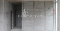 Օբյեկտը կառուցման ընթացքում է 55.7 մ² - Լեխ և Մարիա Կաչինսկիներ, Batumi, Վրաստан
