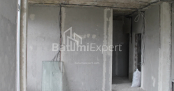 Օբյեկտը կառուցման ընթացքում է 55.8 մ² - Լեխ և Մարիա Կաչինսկիներ, Batumi, Վրաստан