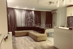 Բնակարան 5-комн 150 m² - Վախթանգ Գորգասալի, Batumi