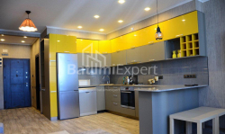 Բնակարան 2-комн 82 m² - Նիկո Փիրոսմանի, Batumi