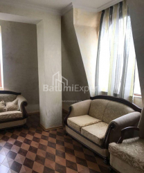 Բնակարան 3-комн 70 m² - Վախթանգ Գորգասալի, Batumi