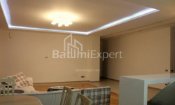 Բնակարան 3-комн 160 m² - Իլյա Ճավճավաձե, Batumi