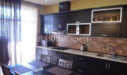 Բնակարան 3-комн 84 m² - Իլյա Ճավճավաձե, Batumi