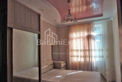 Բնակարան 3-комн 62 m² - Վախթանգ Գորգասալի, Batumi