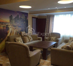 Բնակարան 4-комн 127 m² - Գեներալ Ասլան Աբաշիձե, Batumi