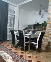 Բնակարան 3-комн 70 m² - Գալակտիոն Տաբիձե, Batumi