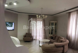Բնակարան 3-комн 113 m² - Յուրիևսկայա, Batumi