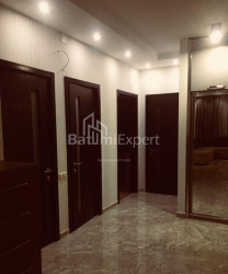 Բնակարան 6-комн 153 m² - Վախթանգ Գորգասալի, Batumi