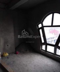Բնակարան 2-комн 85 m² - Պետրա Մելիքիշվիլի, Batumi