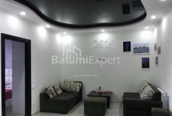 Բնակարան 3-комн 80 m² - Իլյա Ճավճավաձե, Batumi