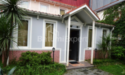 Բնակարան 3-комн 75 m² - Յուրիևսկայա, Batumi