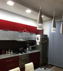 Բնակարան 5-комн 120 m² - Յուրիևսկայա, Batumi