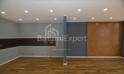 Բնակարան 4-комн 112 m² - Շալվա Ինասարիձե, Batumi