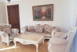 Բնակարան 4-комн 250 m² - Յուրիևսկայա, Batumi