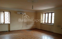 Բնակարան 3-комн 92 m² - մայիսի 26, Batumi