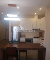 Բնակարան 3-комн 92 m² - Զուրաբա Գորգիլաձե, Batumi