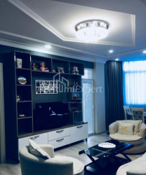 Բնակարան 4-комн 90 m² - Գալակտիոն Տաբիձե, Batumi