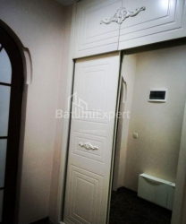 Բնակարան 3-комн 85 m² - Փառնվազ թագավոր, Batumi