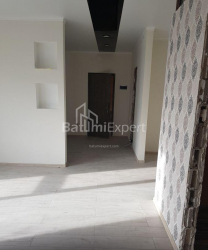 Բնակարան 3-комн 68 m² - Յուրիևսկայա, Batumi
