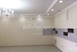 Բնակարան 4-комн 73 m² - Իլյա Ճավճավաձե, Batumi