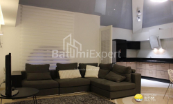Բնակարան 3-комн 100 m² - Զուրաբա Գորգիլաձե, Batumi