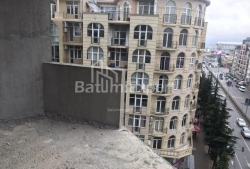 Բնակարան 5-комн 120 m² - Իլյա Ճավճավաձե, Batumi