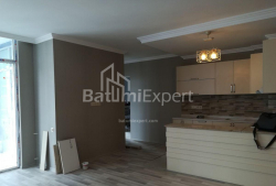 Բնակարան 3-комн 72 m² - Նիկո Փիրոսմանի, Batumi