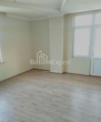 Բնակարան 3-комн 76 m² - Պետրա Մելիքիշվիլի, Batumi
