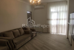 Բնակարան 80 մ² - Շալվա Ինասարիձե, Batumi, Վրաստан