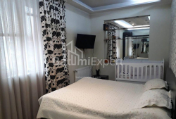 Բնակարան 6-комн 110 m² - Իվանե Ջավախիշվիլի, Batumi