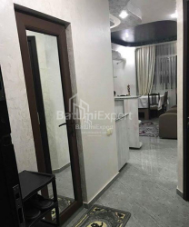 Բնակարան 3-комн 50 m² - Նիկո Փիրոսմանի, Batumi