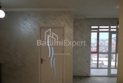 Բնակարան 3-комн 80 m² - Պետրա Մելիքիշվիլի, Batumi