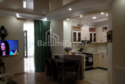 Բնակարան 3-комн 77 m² - Յուրիևսկայա, Batumi