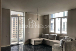 Բնակարան 2-комн 81 m² - Յուրիևսկայա, Batumi