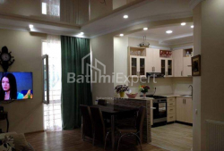 Բնակարան 3-комн 77 m² - Շալվա Ինասարիձե, Batumi