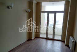Բնակարան 4-комн 75 m² - Պետրա Մելիքիշվիլի, Batumi