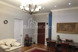 Բնակարան 5-комн 115 m² - Յուրիևսկայա, Batumi